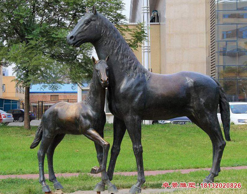 銅雕母子馬